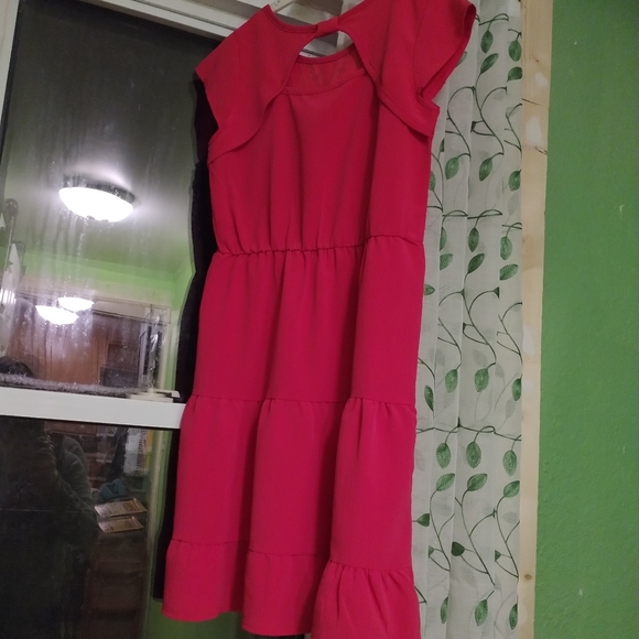 Dress - Picture 2 of 2